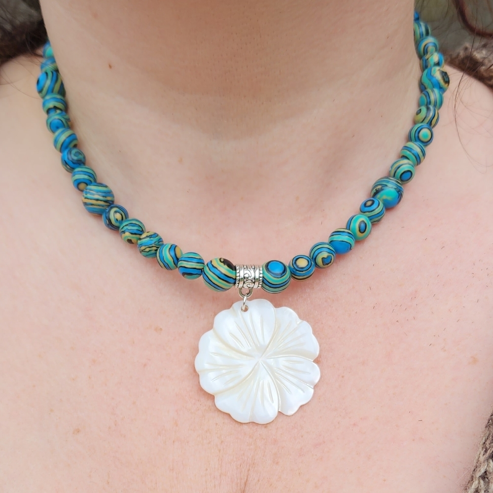 🐚 Shell wire necklace - Picture 2 of 7